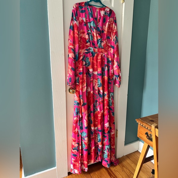 Chic Soul Luxe Floral Maxi Dress | V-Neck Long Sleeve | Size 2X - Picture 5 of 8